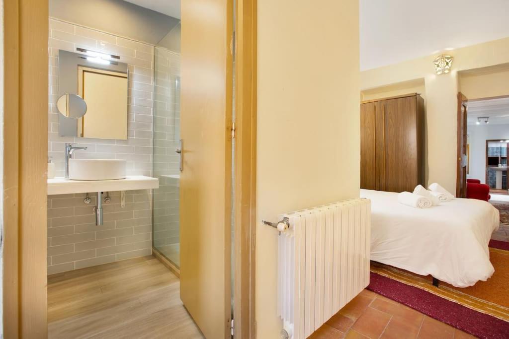 Casa Torre Cruilles Big, Stylish, Modernized 'Castle' Prime Costa Brava With Ac Villa Bagian luar foto